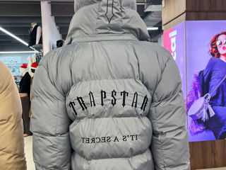 Vând scurtă trapstar foto 3