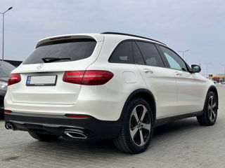 Mercedes GLC foto 7