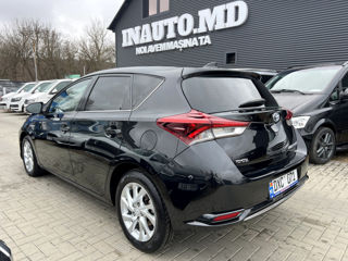 Toyota Auris foto 3