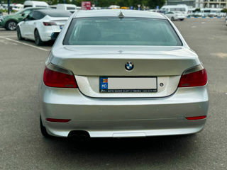 BMW 5 Series foto 7