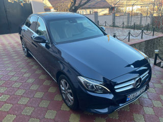 Mercedes C-Class foto 2