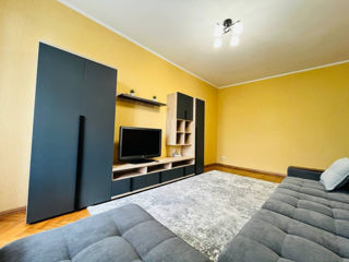 Apartament cu 2 camere, 52 m², Centru, Chișinău foto 3