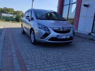 Opel Zafira foto 1