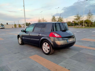 Renault Megane foto 4