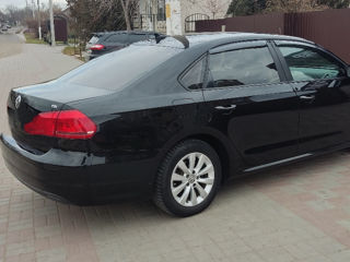 Volkswagen Passat foto 6