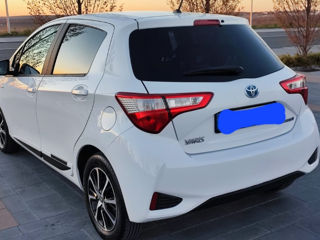 Toyota Yaris foto 3