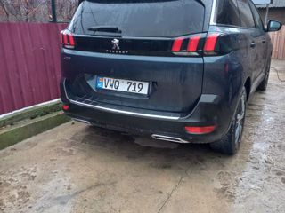 Peugeot 5008 foto 9