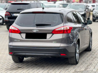 Ford Focus foto 5