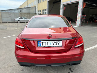 Mercedes E-Class foto 4