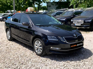 Skoda Octavia foto 2