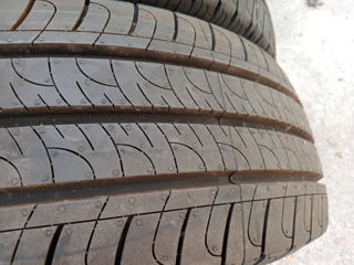 215 65 R16C Goodyear Efficient Grip Cargo foto 2