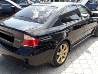 Subaru Legacy foto 3