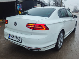 Volkswagen Passat foto 4