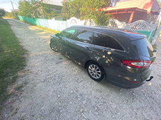 Ford Mondeo foto 8