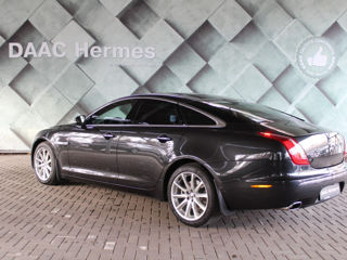 Jaguar XJ foto 2