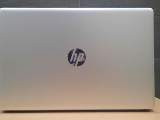 HP 17.3''HDPlus - Core i3 1035G1 - 8 GB RAM - 128GB SSD+HD 1TB foto 6