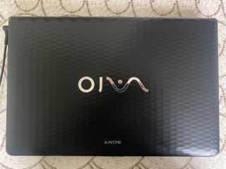 Vând calculator SONY VAIO PCG-91211M!!!