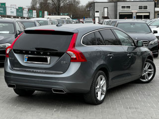 Volvo V60 foto 3