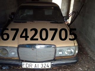 Mercedes Series (W123) foto 1