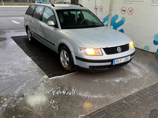 Volkswagen Passat foto 2