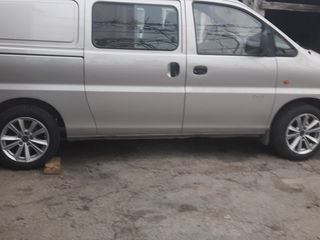 hyundai h100   h200 (la  piese)