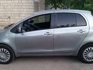 Toyota Yaris foto 3