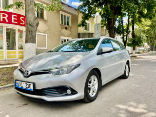 Toyota Auris foto 2