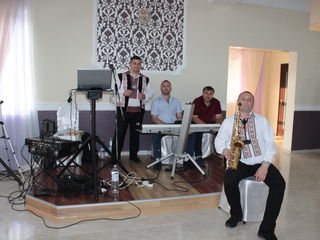 Muzică si moderare Sergiu Graur si Vocal Band Chisinau + lumini si fum cadou. foto 6