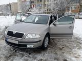 Skoda Octavia foto 2