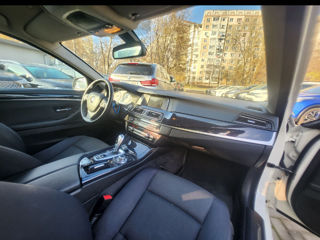 BMW 5 Series foto 9