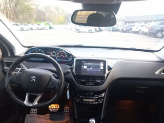 Peugeot 2008 foto 6