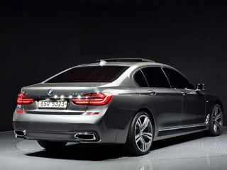 BMW 7 Series foto 2