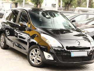 Renault Grand Scenic foto 3