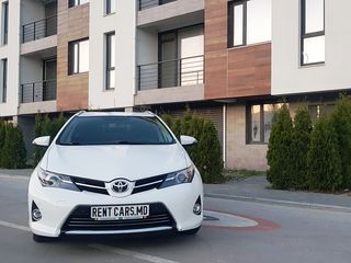 Toyota Auris 2014+ Chirie auto. foto 4