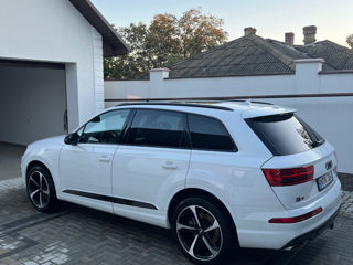 Audi Q7 foto 2