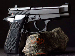 Pistol пистолет Beretta 9 мм foto 1