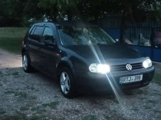 Volkswagen Golf foto 2