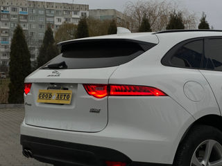 Jaguar F-PACE foto 7