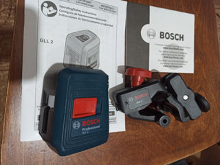 Лазерный уровень Bosch GLL 2 + крепление   просто и быстро строит вертикальные и горизонтальные лини foto 6