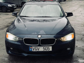 BMW 3 Series foto 2