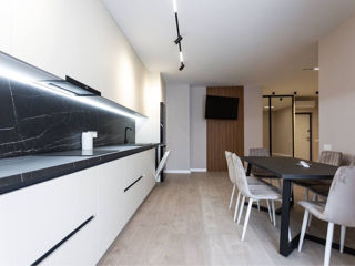 Apartament cu 2 camere, 74 m², Buiucani, Chișinău