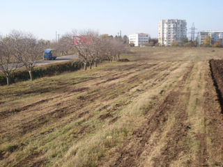 Teren intravilan imens! Большой участок под жилой квартал, коммерческие объекты ! foto 1