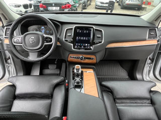 Volvo XC90 foto 9