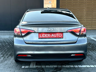 Hyundai Sonata foto 5