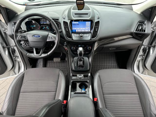 Ford Kuga foto 9