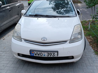 Toyota Prius foto 1