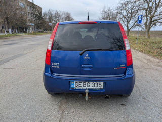 Mitsubishi Colt foto 3