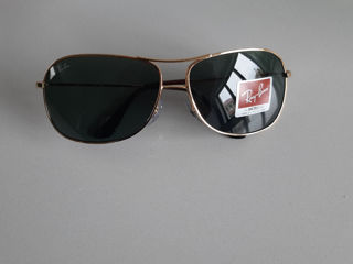 Ray-Ban.    0RB3267