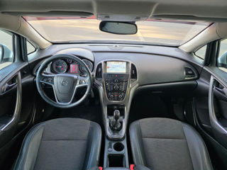 Opel Astra foto 10