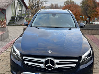 Mercedes GLC foto 8